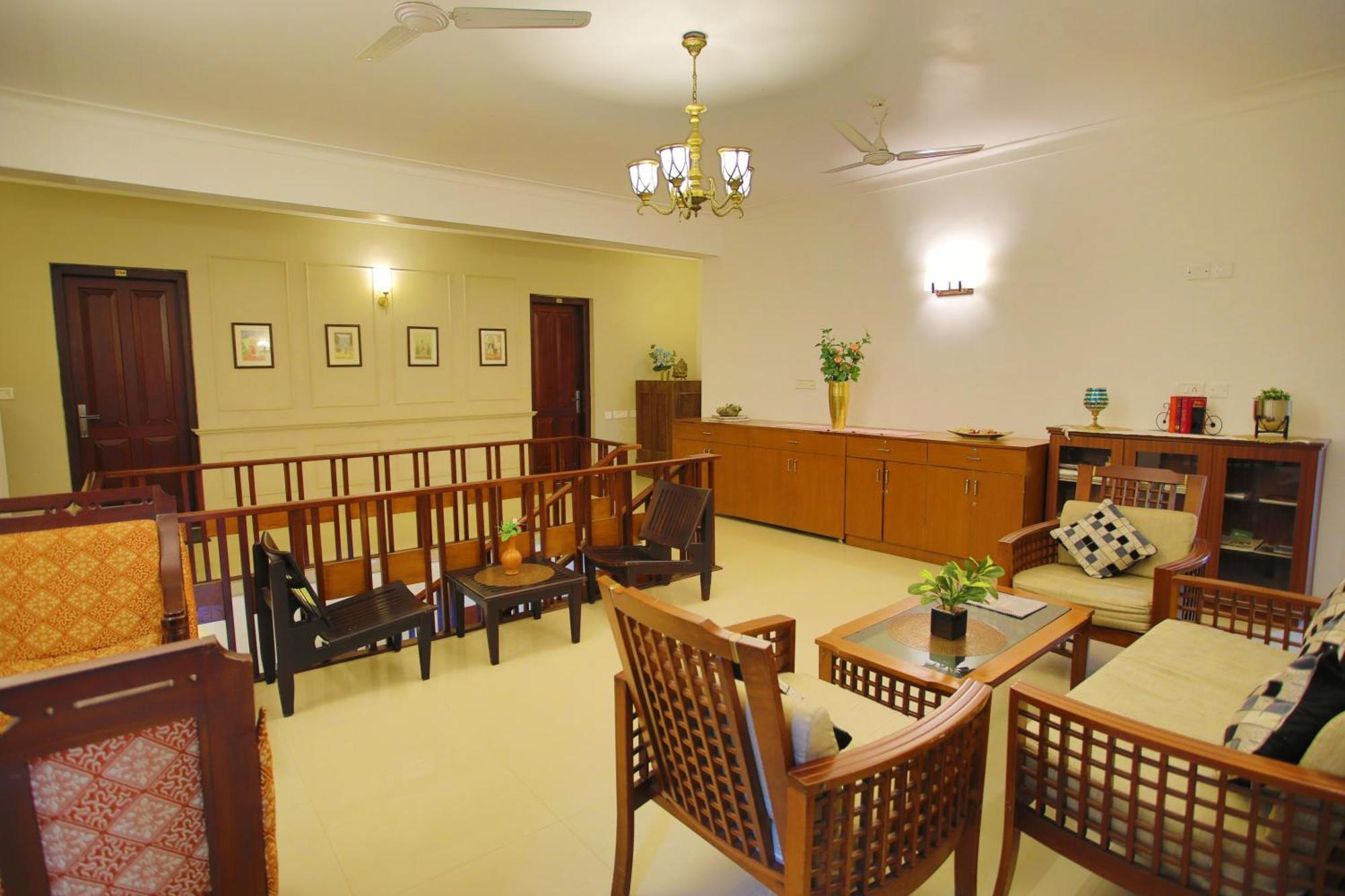 Chithirapuram Palace Муннар Екстер'єр фото
