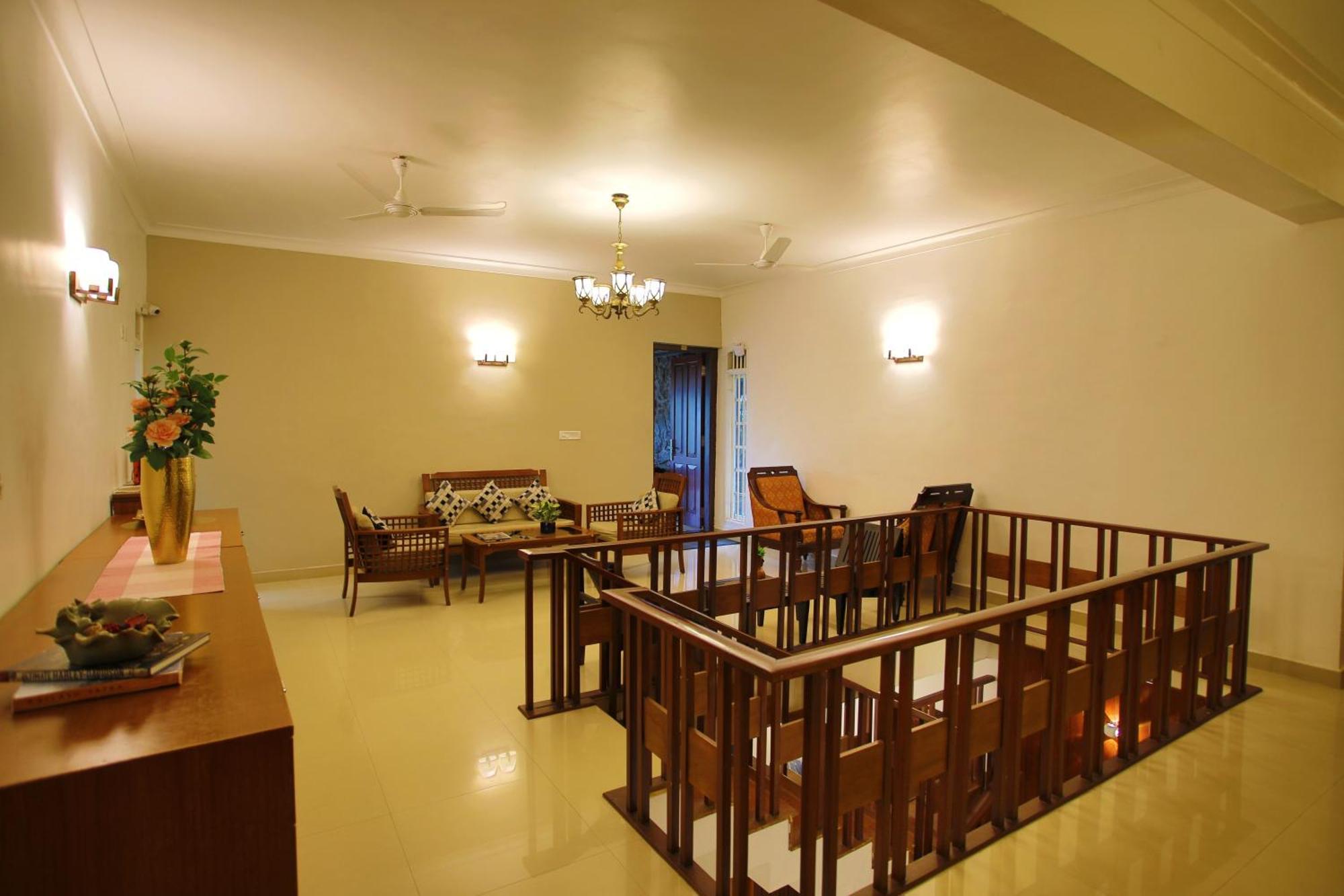 Chithirapuram Palace Муннар Екстер'єр фото